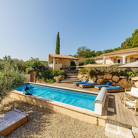 Bed and Breakfast O Patio Du Mas Callas Екстер'єр фото